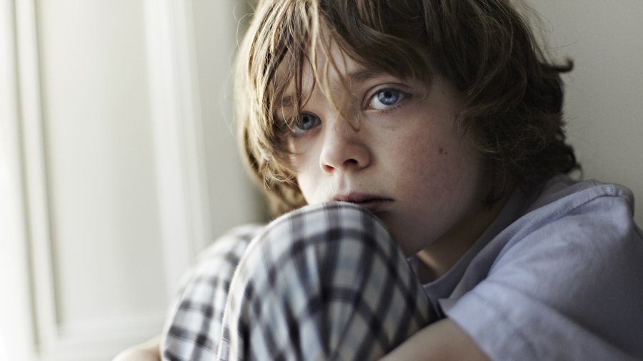 8 Things You Can Relate To If You Were Emotionally Neglected As A Child