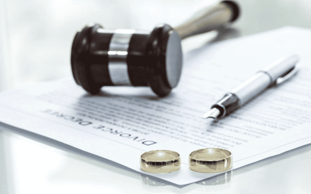 Top Questions to Ask a Divorce Lawyer
