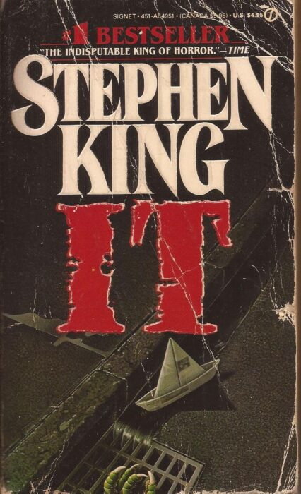 scariest books to read - It by Stephen King (1986)