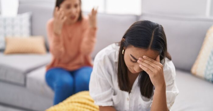 Signs of silent treatment abuse from parents