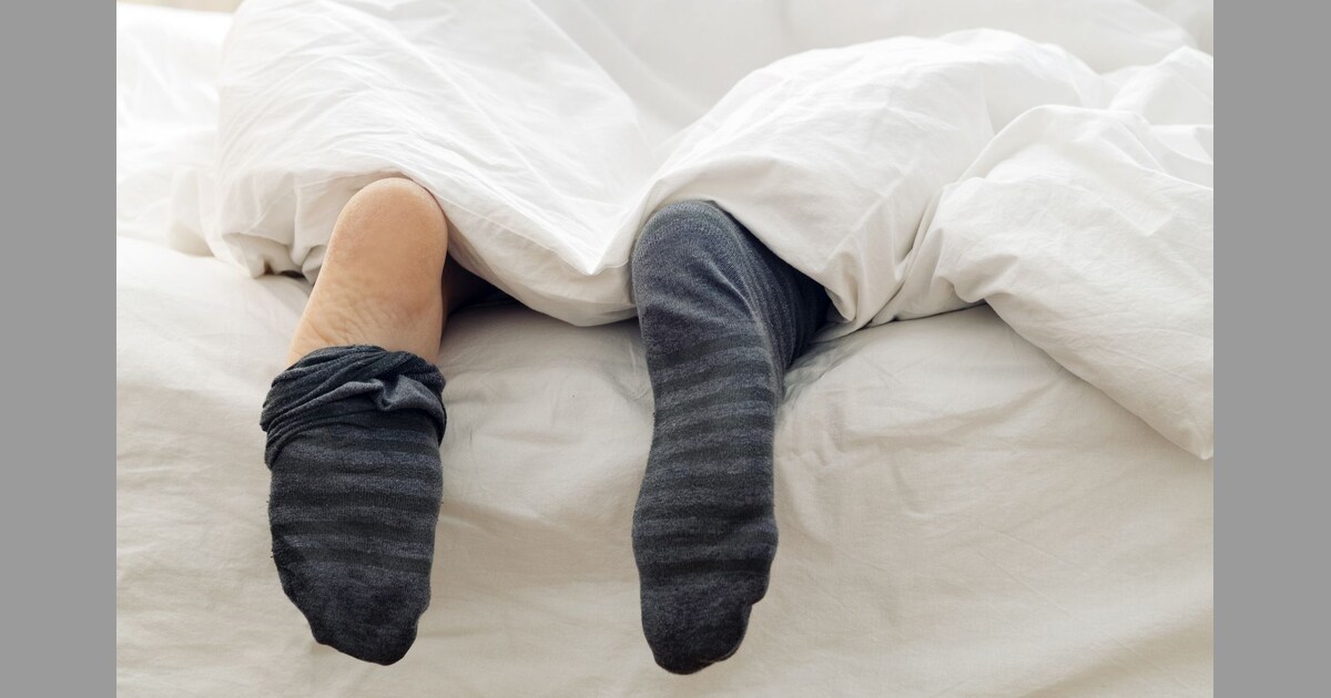 wearing dirty socks to bed