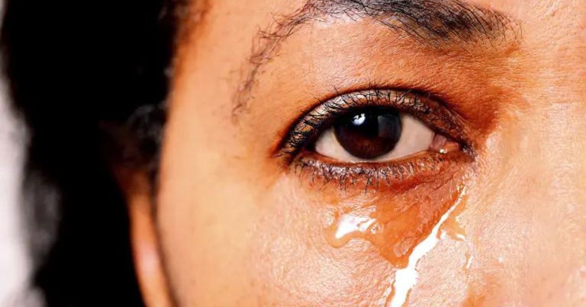 The Scent of Tears: Groundbreaking Study Reveals Women’s Tears Diminish Aggression in Men