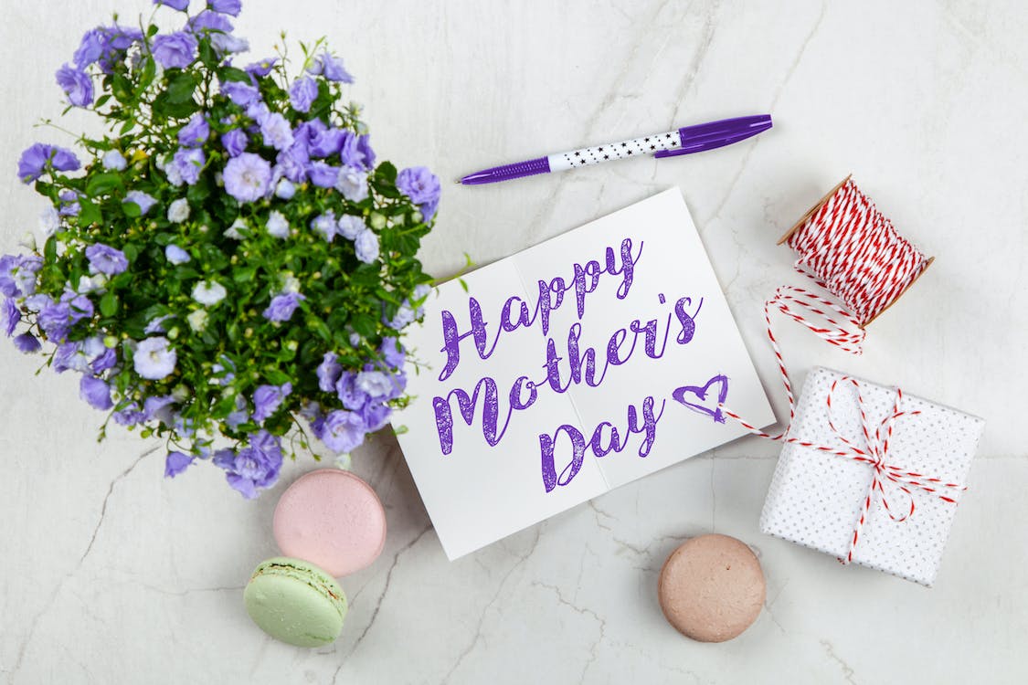 Mindful Gift Giving: Choosing The Right Flowers For Mother’s Day