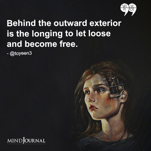 toyeen3 Behind the outward