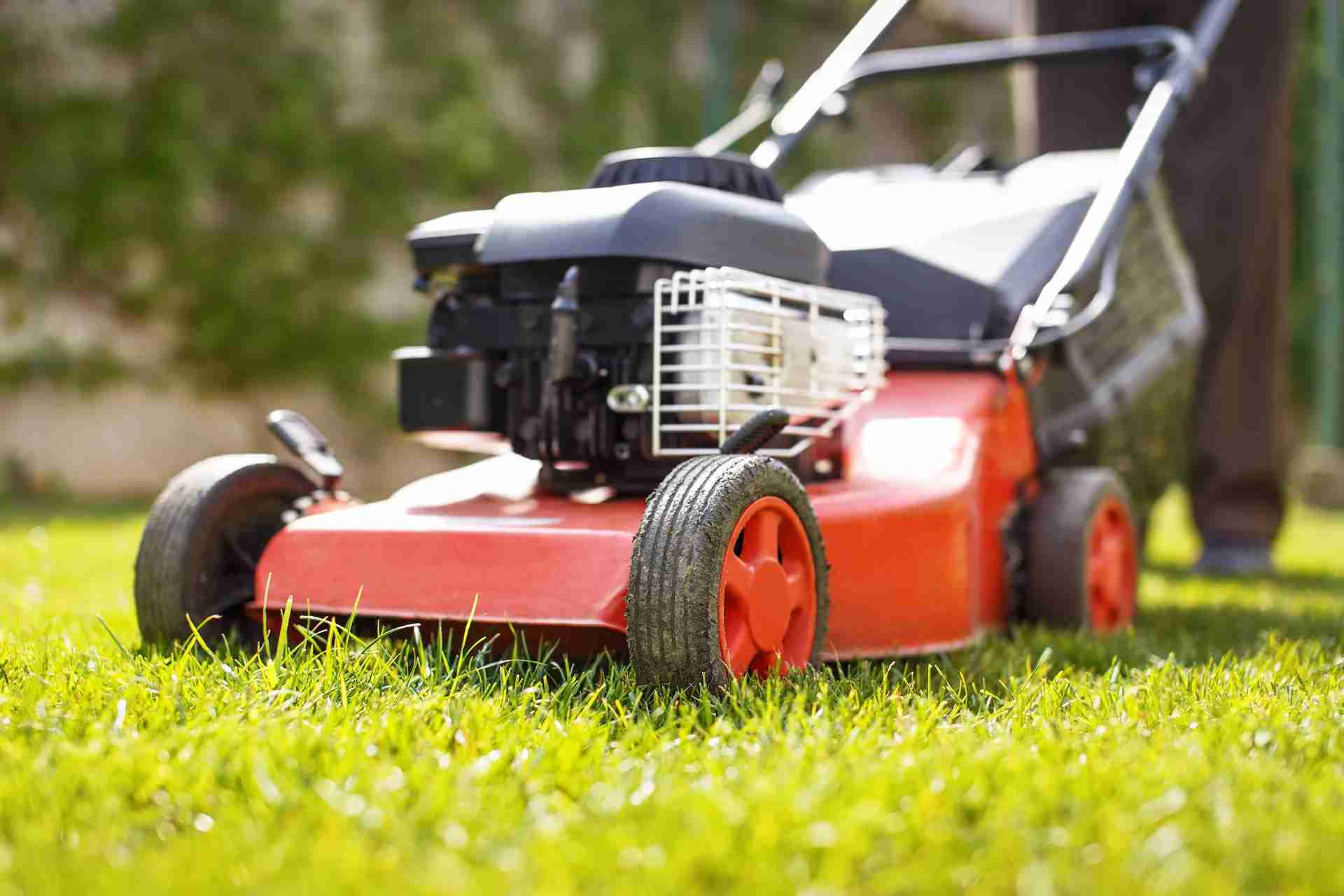 The Complete Pre-Season Checklist for Walk-Behind Mower Preparation