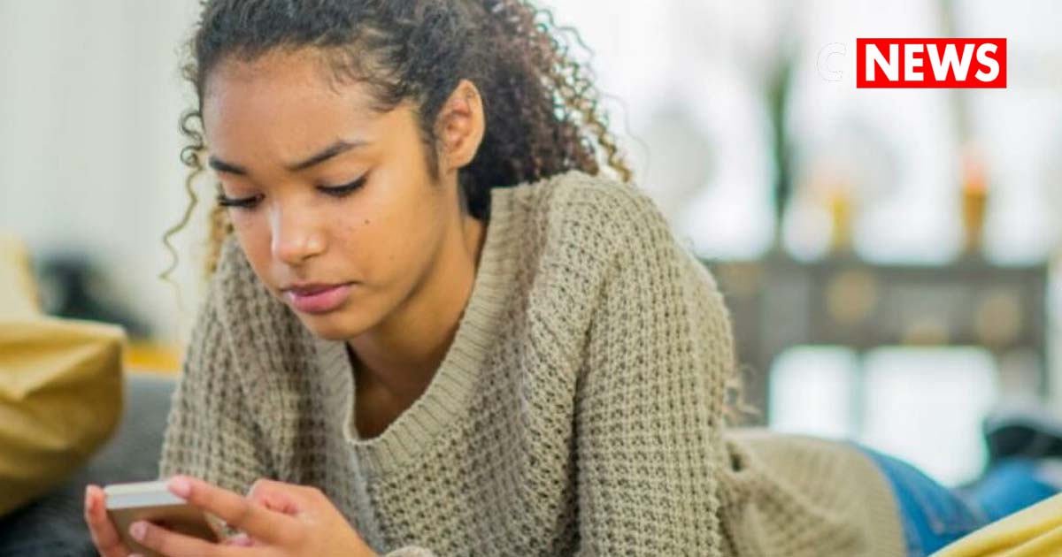 Screen Time Mental Health Doctor Calls Youth Crisis ‘Most Urgent Public Health Issue’ 2026