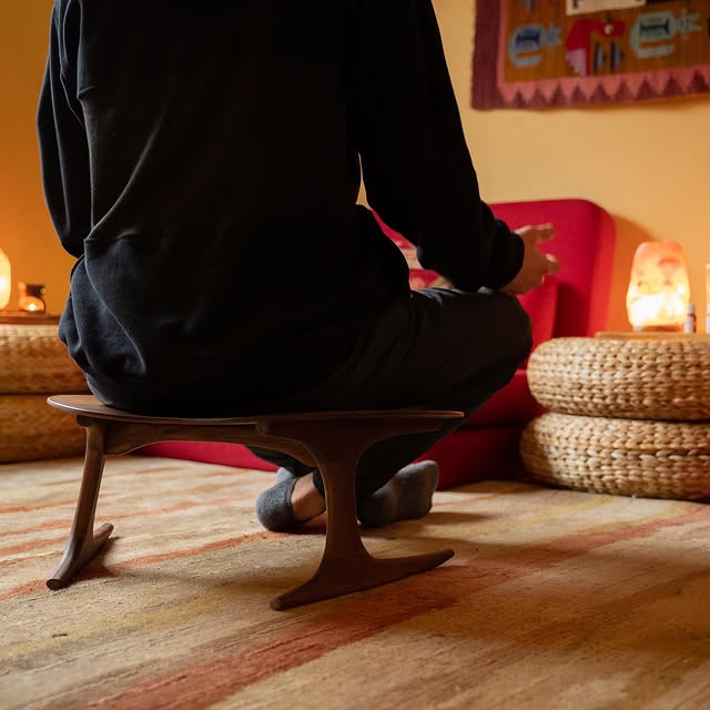 Meditation Chair Guide: Benefits, Types and How to Choose