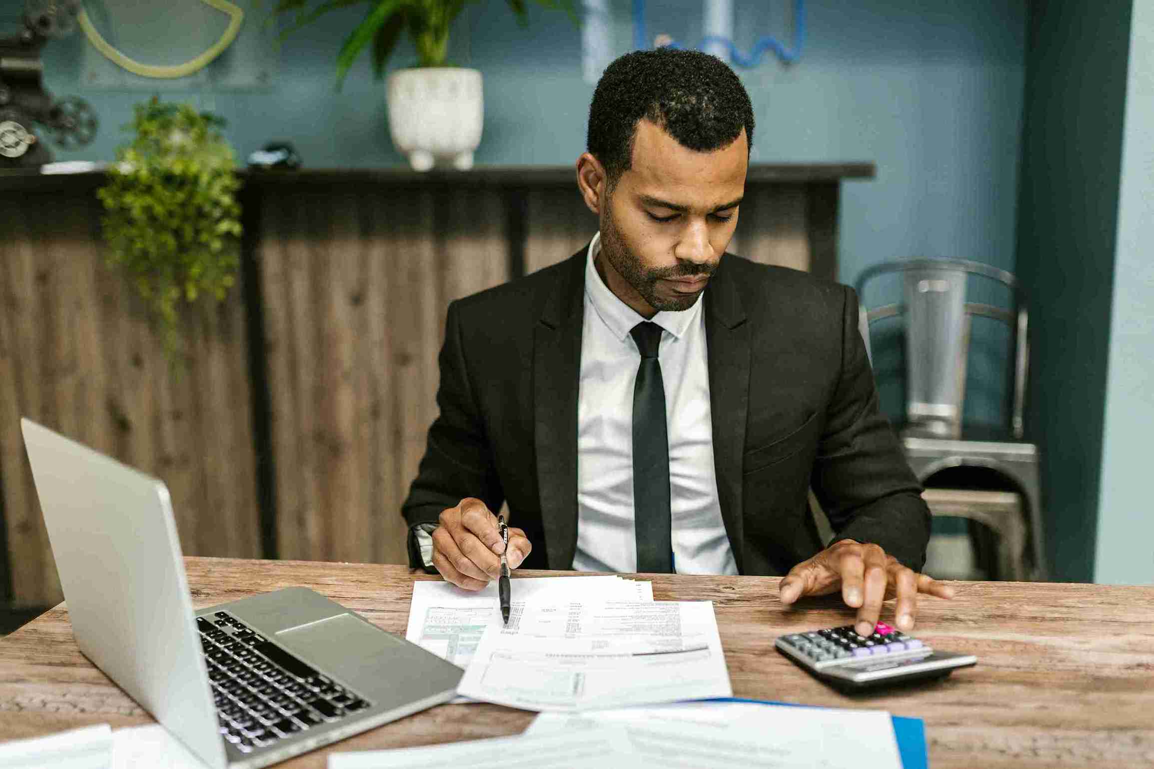 Turning Passion Into a Business: How Entrepreneurs Fund Their First Steps Toward Independence