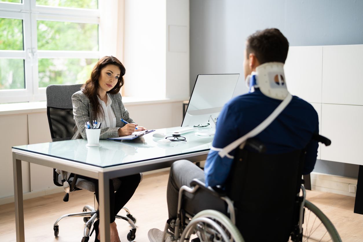 When Should You Call a Personal Injury Attorney?